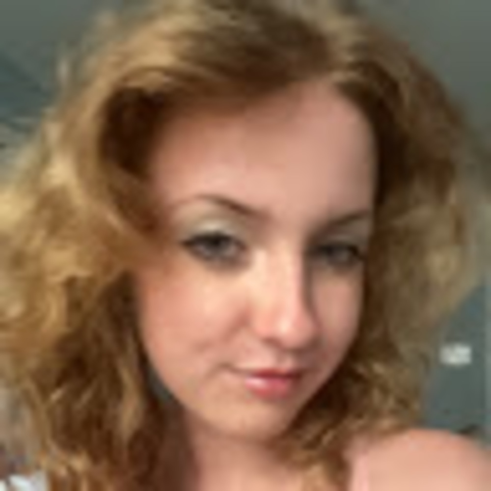 Meet your Posher, Claire